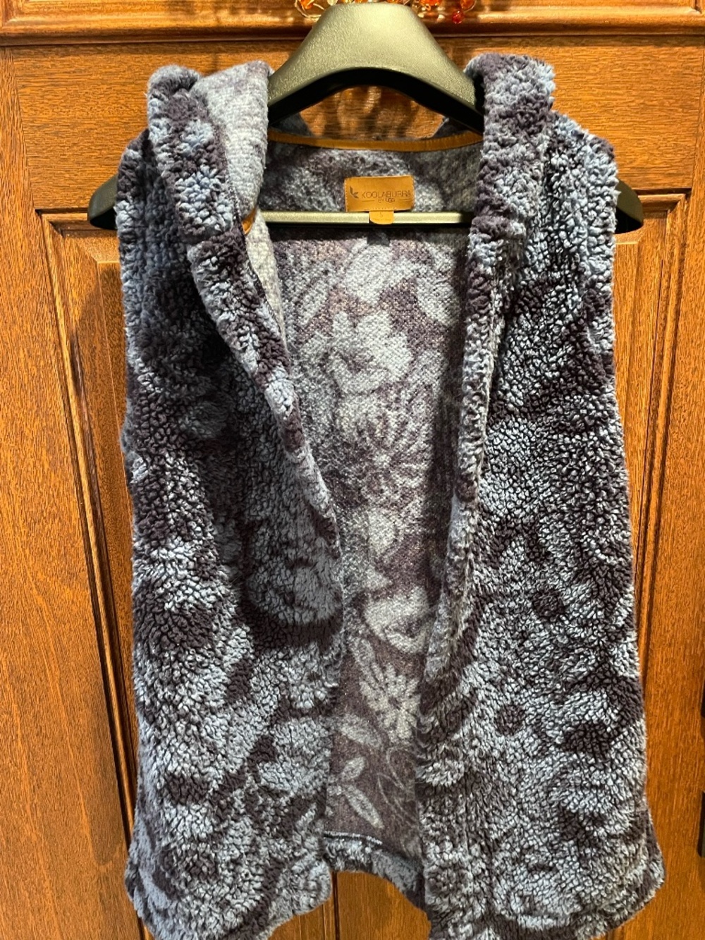 Kookaburra by UGG Size S Sherpa Vest with Hood